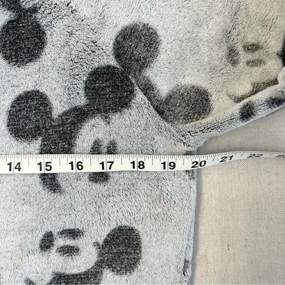 Mickey Mouse Grey & Black Pajamas 2-Piece Set Size Medium - Picture 6 of 14